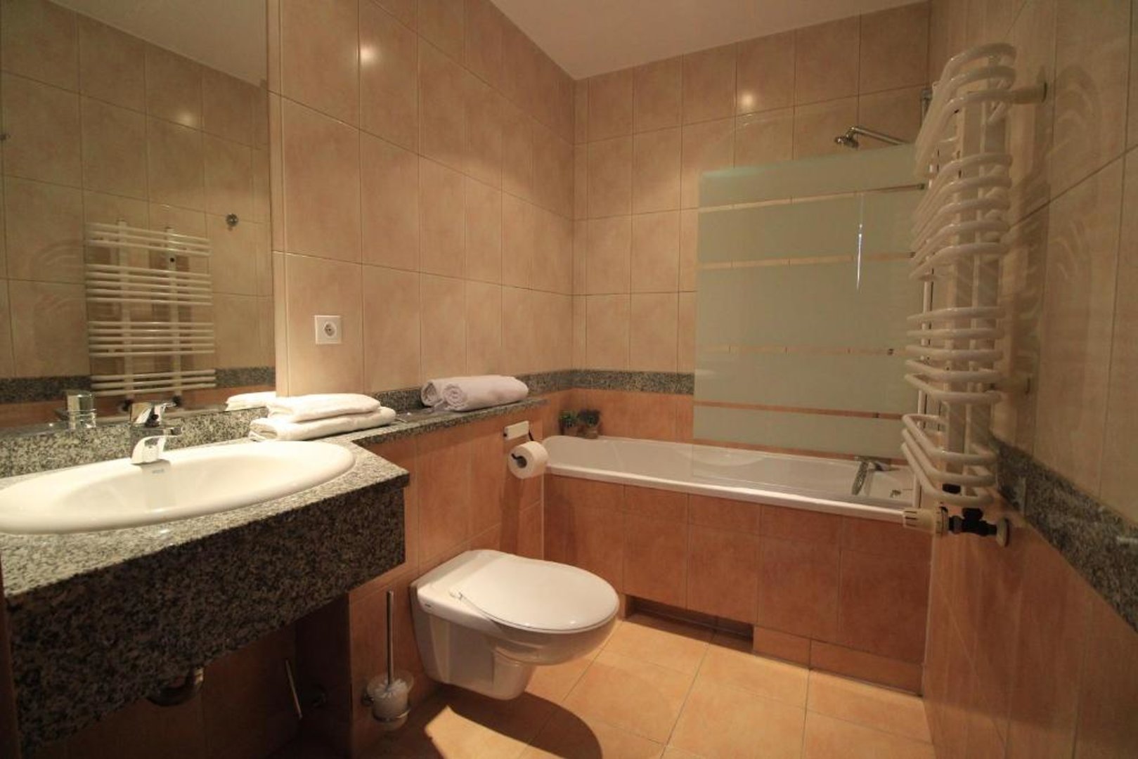 Tectum Apartments - 8